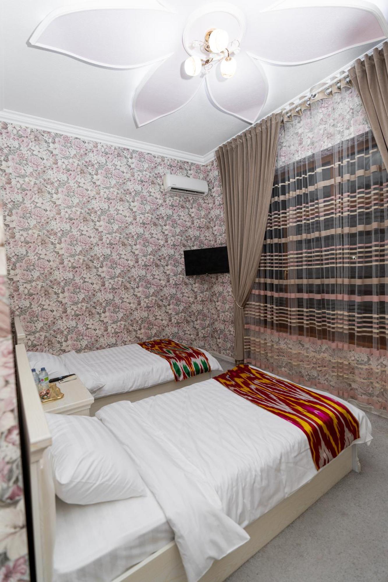 Crystal Guest House Samarkand Buitenkant foto